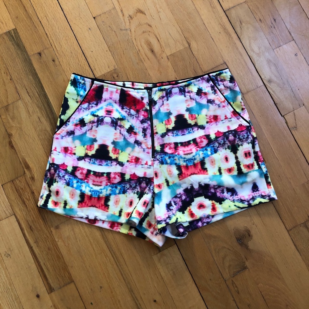 MINKPINK shorts size medium